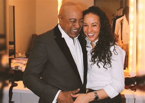 Peabo bryson and - Robert Peapo Bryson is an American R&B and soul singer-songwriter, born in Greenville, South Carolina. He is well known for singing soul ballads (often as a ... 